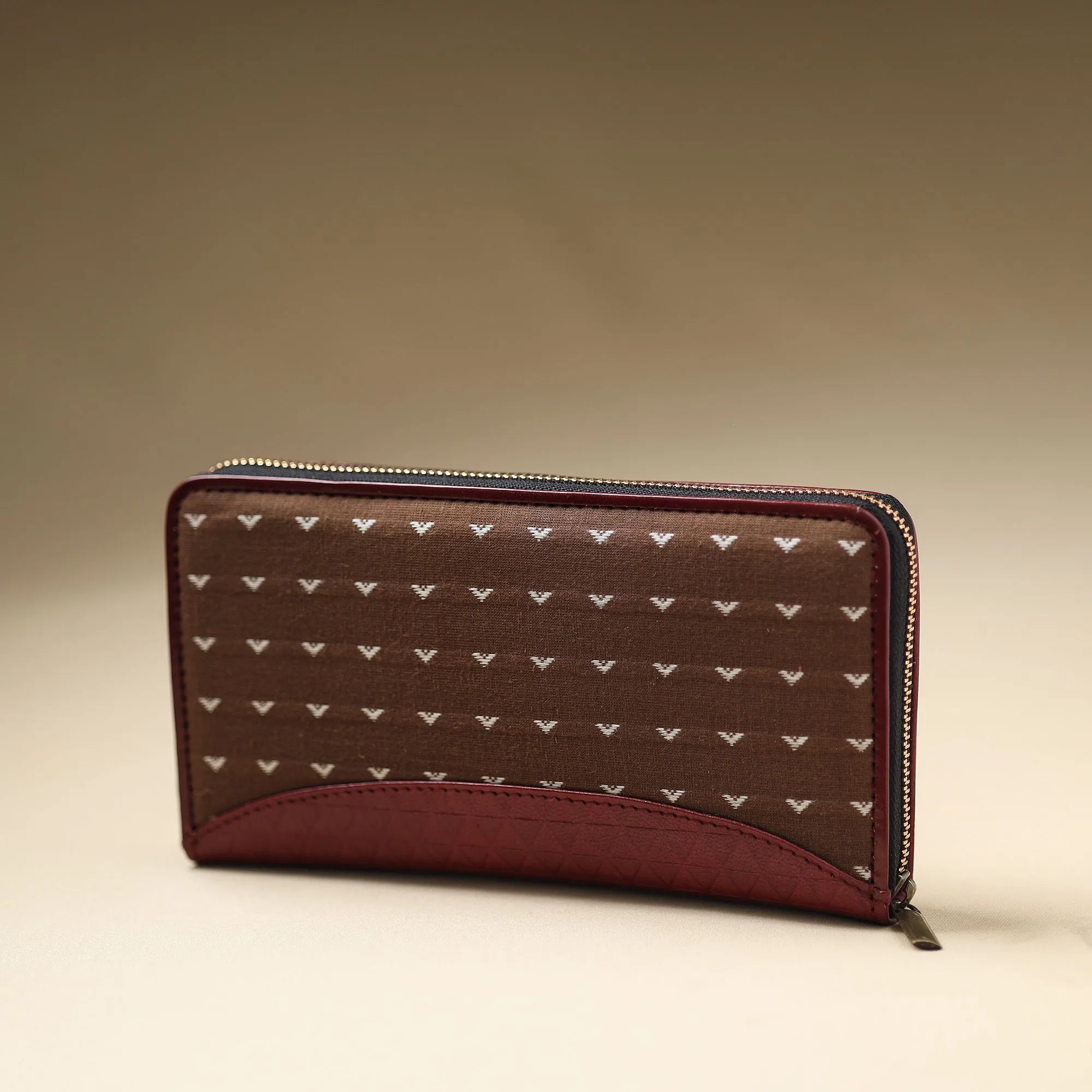 Brown - Handcrafted Jacquard Weave Leather Wallet